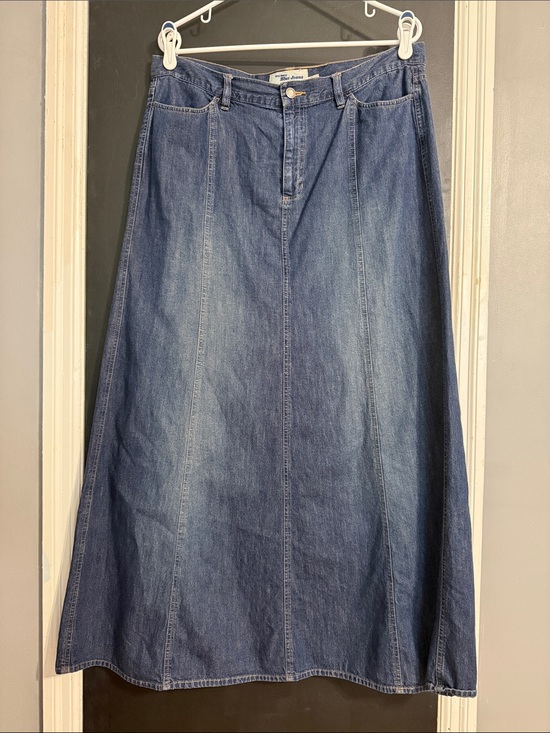 Old Navy Dresses & Skirts - Old Navy Blue Jeans Y2K Lightweight Denim A-Line Maxi Skirt Size: 12 Length: 40”